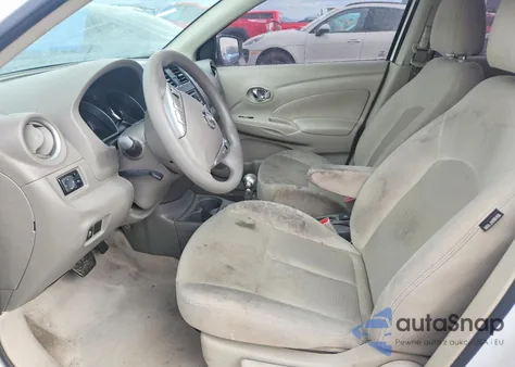 2015 Nissan Versa S z USA, uszkodzony, nr VIN 3N1CN7APXFL880061